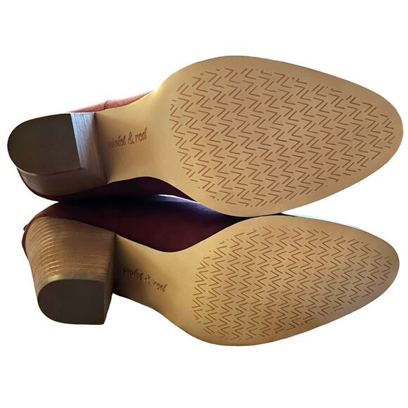 VIOLET &‎ RED Burgundy Faux Suede Laser Cut Ankle Booties 8.5 - Picture 6 of 7